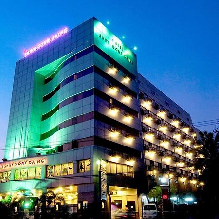 Hotel Shwe Gone Daing, Rangoon Buitenkant foto