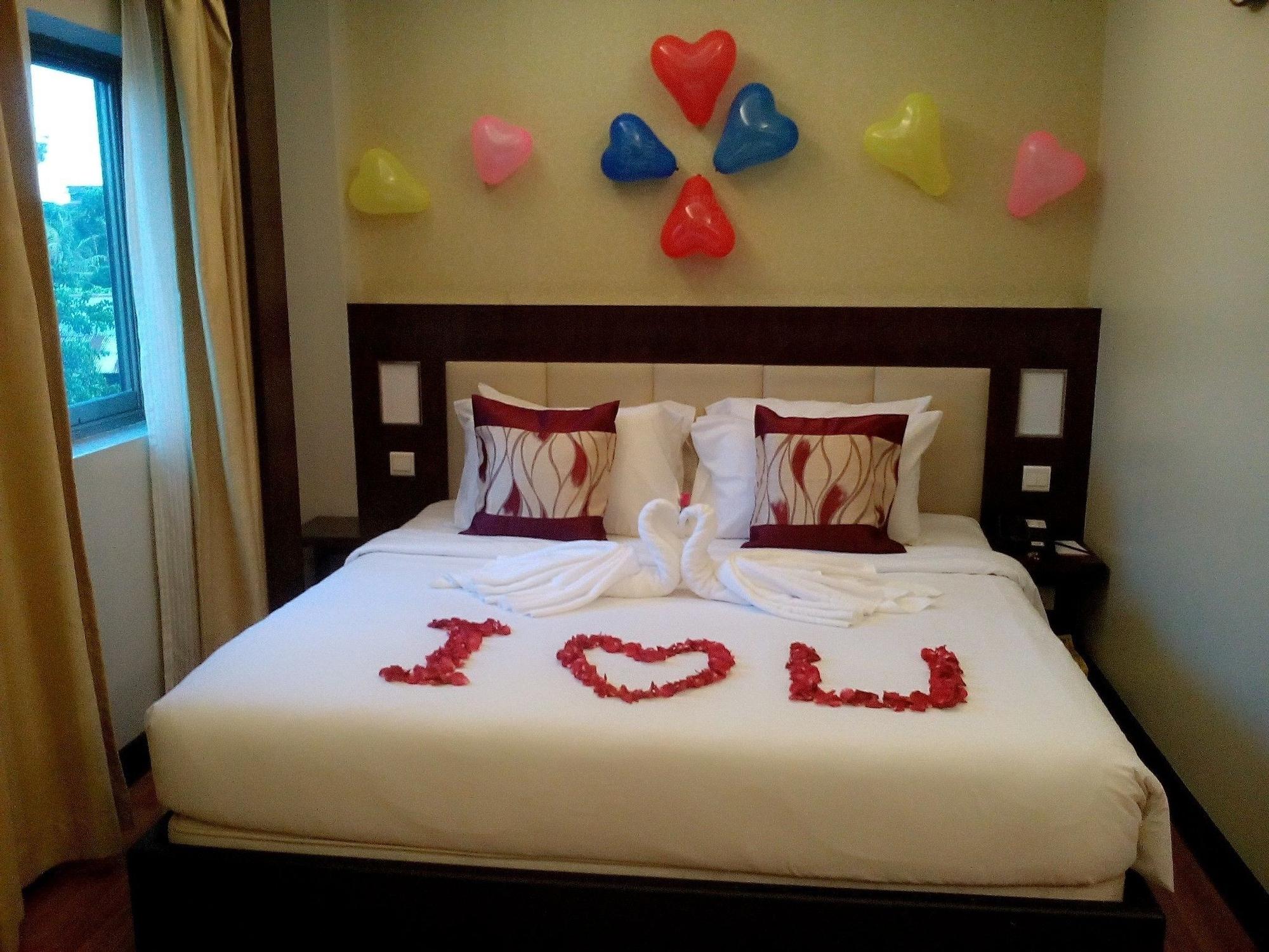 Hotel Shwe Gone Daing, Rangoon Buitenkant foto