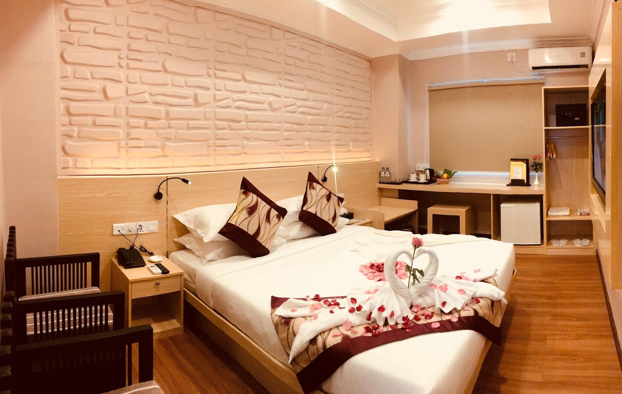 Hotel Shwe Gone Daing, Rangoon Buitenkant foto