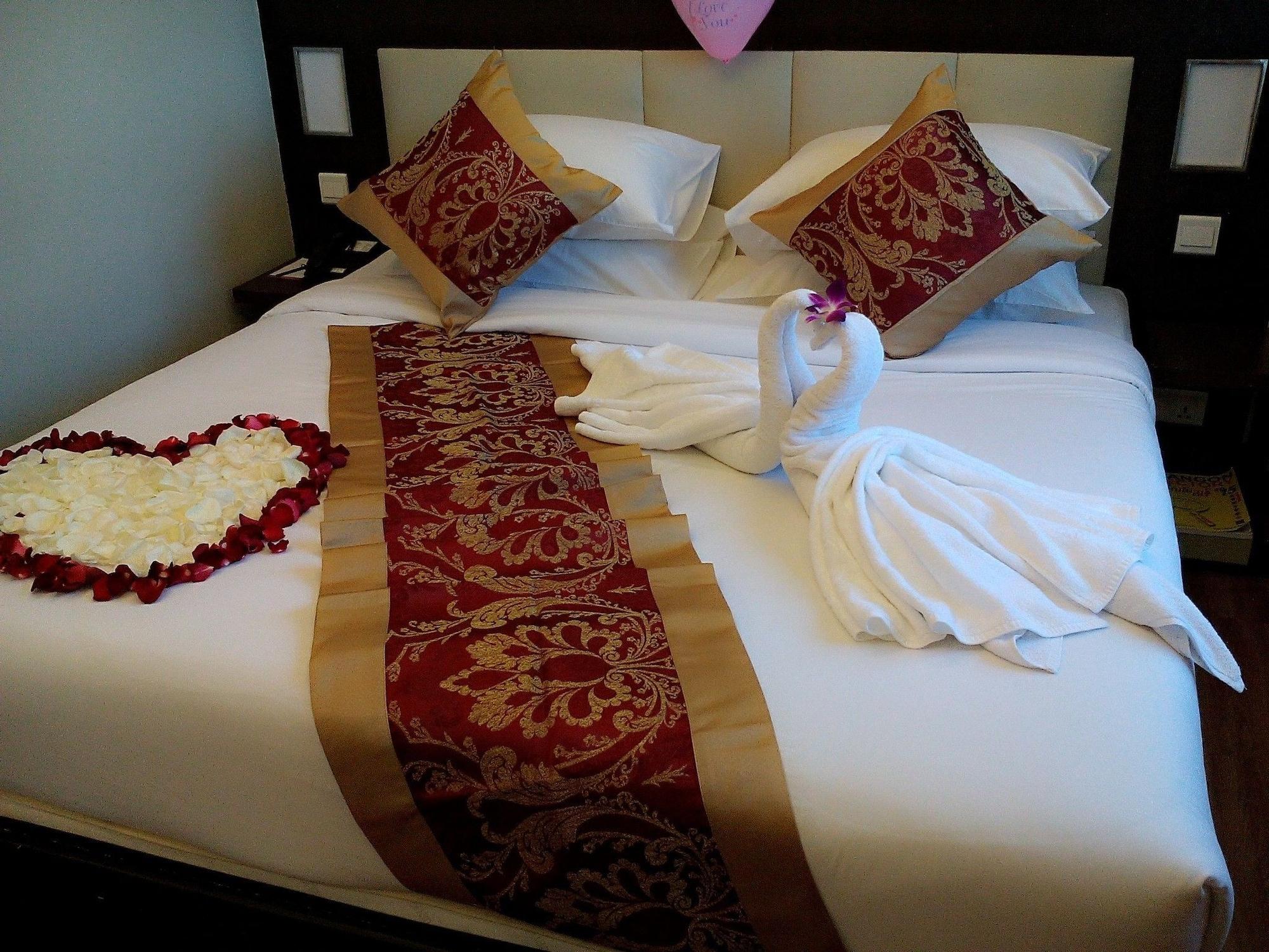 Hotel Shwe Gone Daing, Rangoon Buitenkant foto