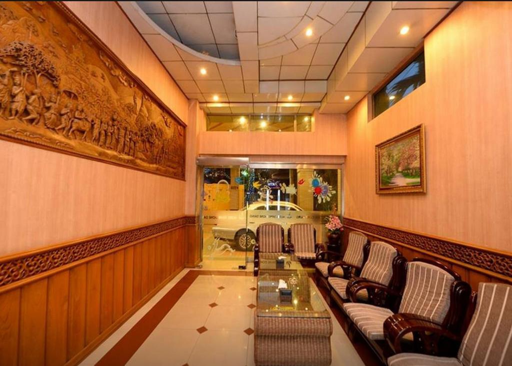 Hotel Shwe Gone Daing, Rangoon Buitenkant foto