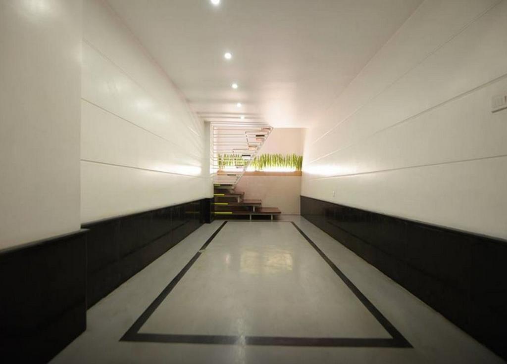 Hotel Shwe Gone Daing, Rangoon Buitenkant foto