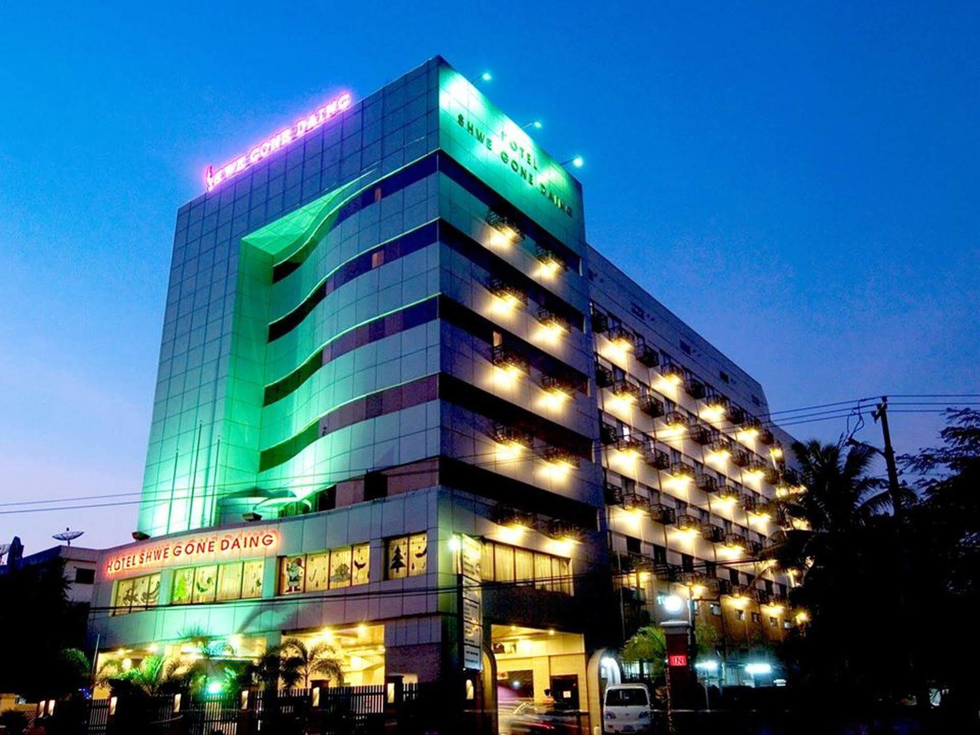 Hotel Shwe Gone Daing, Rangoon Buitenkant foto