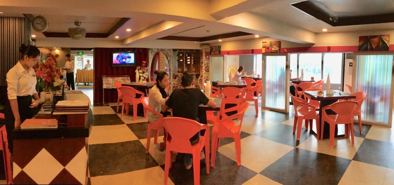 Hotel Shwe Gone Daing, Rangoon Buitenkant foto
