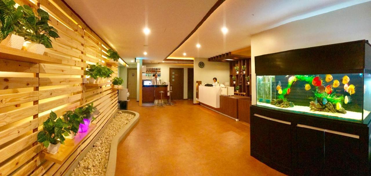 Hotel Shwe Gone Daing, Rangoon Buitenkant foto